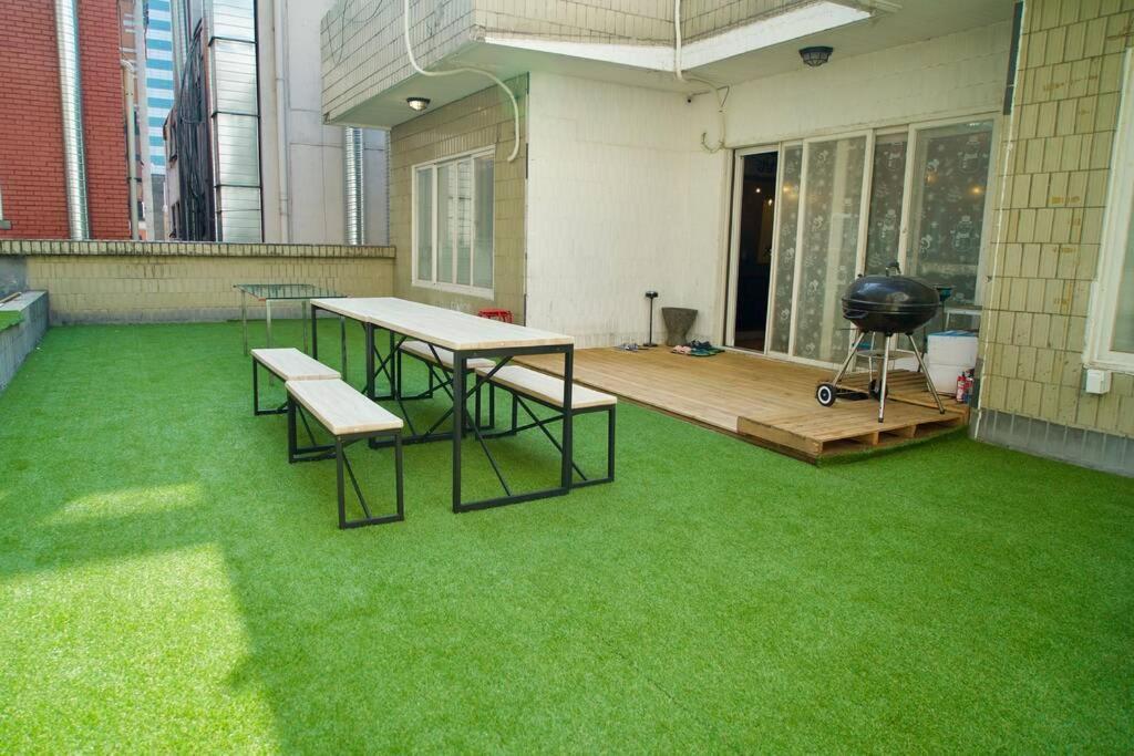 Holiday home 도심속팬션강남역초근접60평대단체가능한 럭셔리 테라스 파티룸 Bbq가능 *