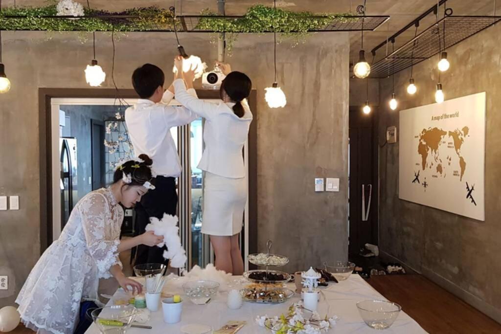 도심속팬션강남역초근접60평대단체가능한 럭셔리 테라스 파티룸 Bbq가능 * Seoul
