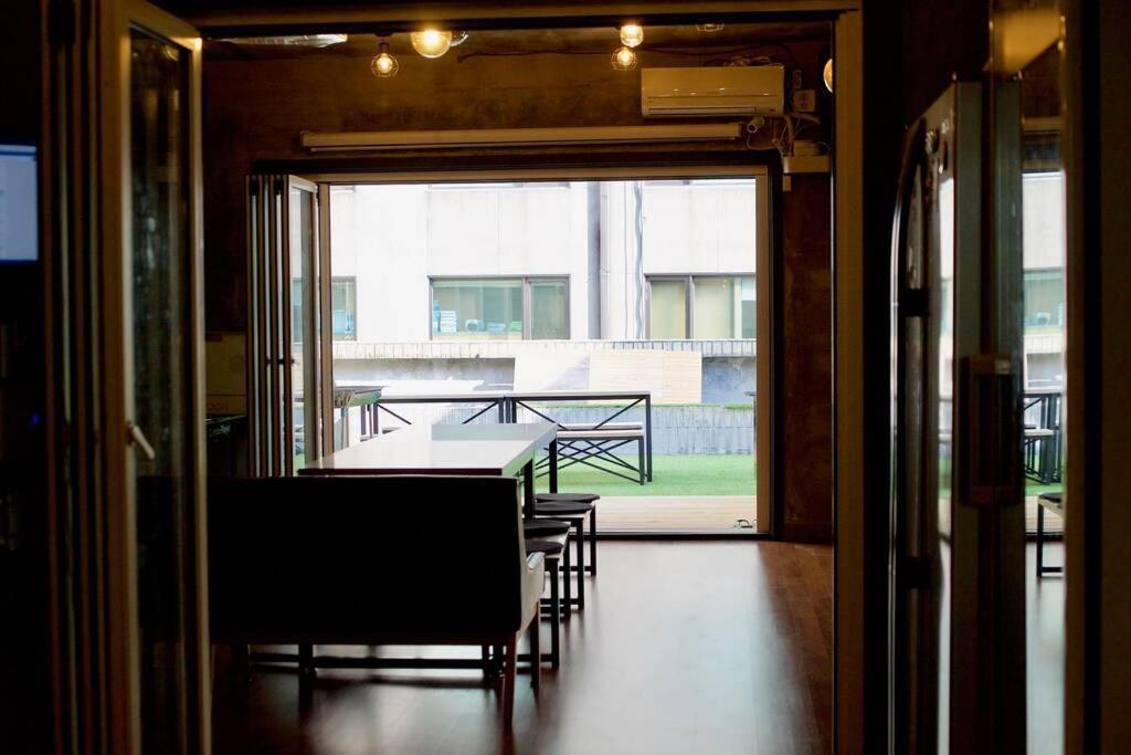 도심속팬션강남역초근접60평대단체가능한 럭셔리 테라스 파티룸 Bbq가능 *