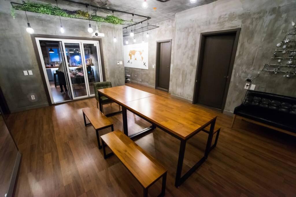 도심속팬션강남역초근접60평대단체가능한 럭셔리 테라스 파티룸 Bbq가능 Holiday home